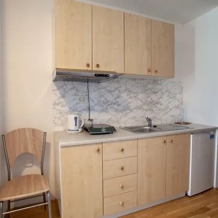 Apartments Silver Shell 2*