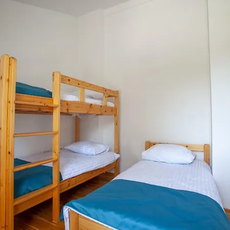 Nočitev z zajtrkom Apartments Silver Shell